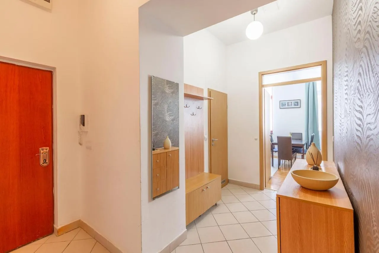 Central Gozsdu Aparment By Quentin Homes Budapest Hungary