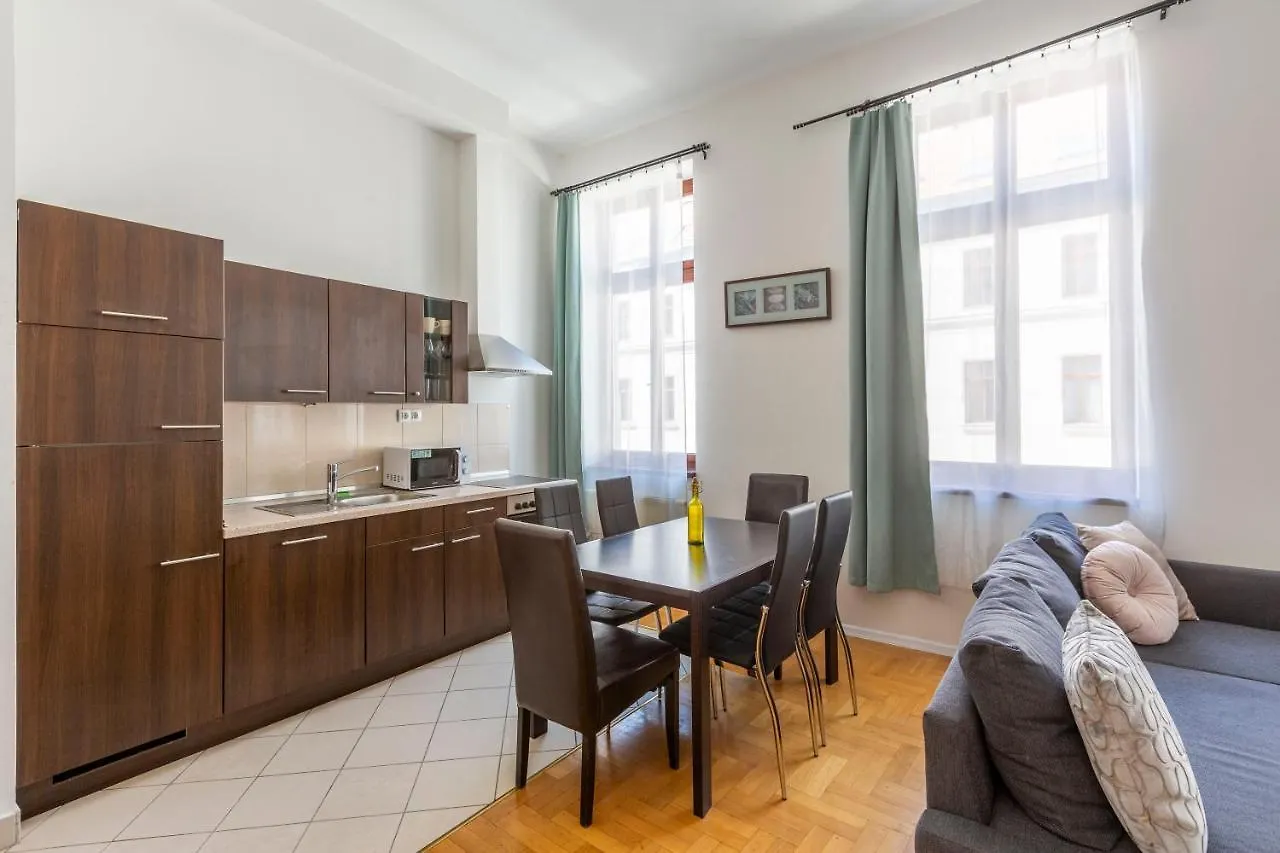 Central Gozsdu Aparment By Quentin Homes Budapest